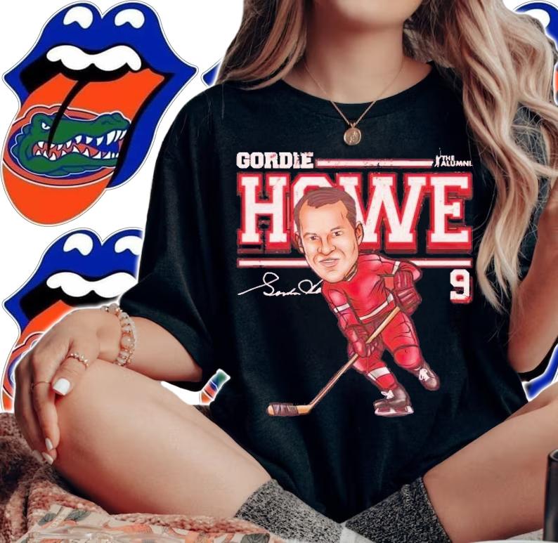 Detroit Red Wings Gordie Howe cartoon signature t-shirt woman shirt
