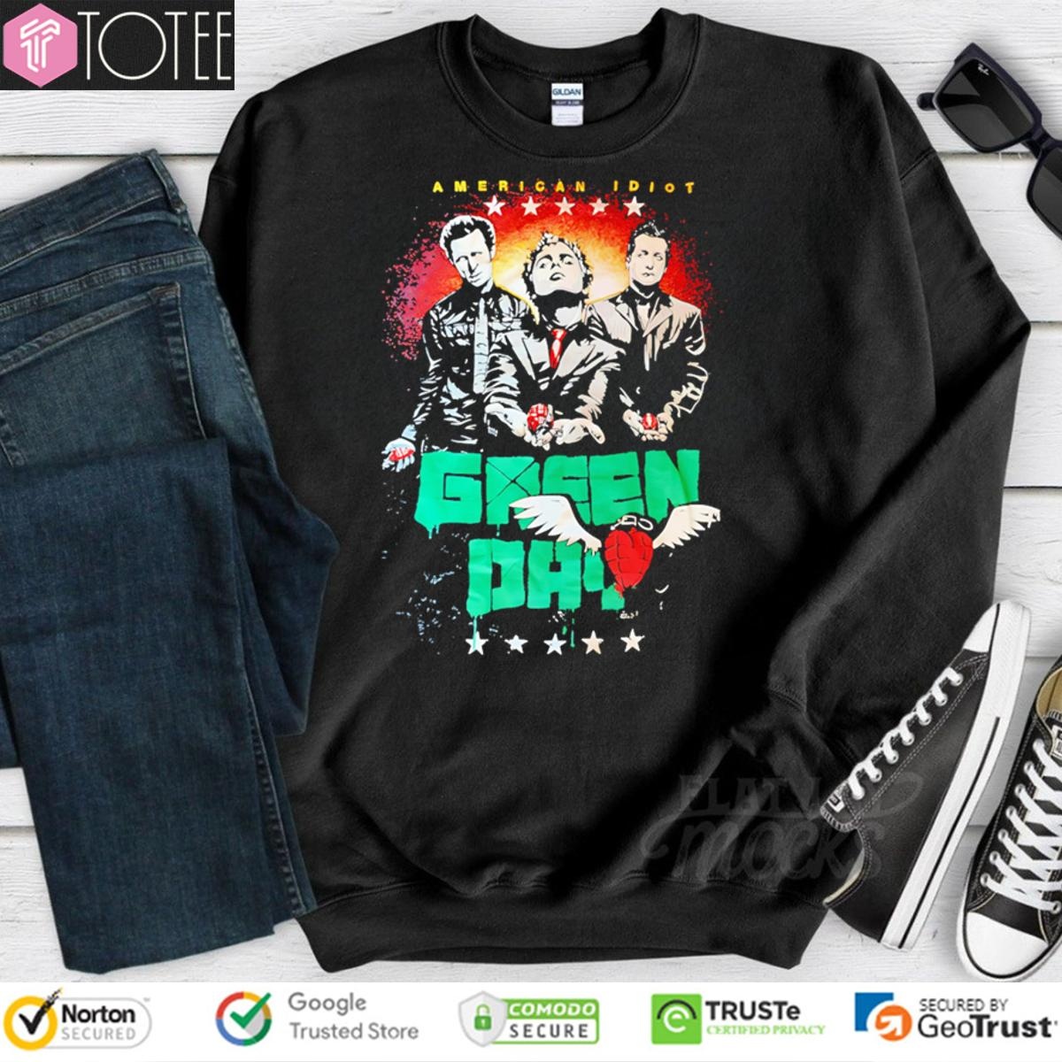 Sweatshirt